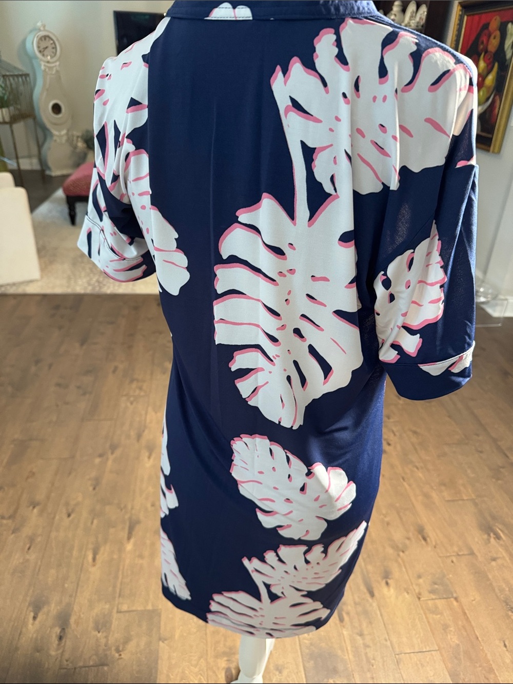 Tori Richard Jaxson Navy Shirt with Cream and Pink Floral Print large - Picture 4 of 4